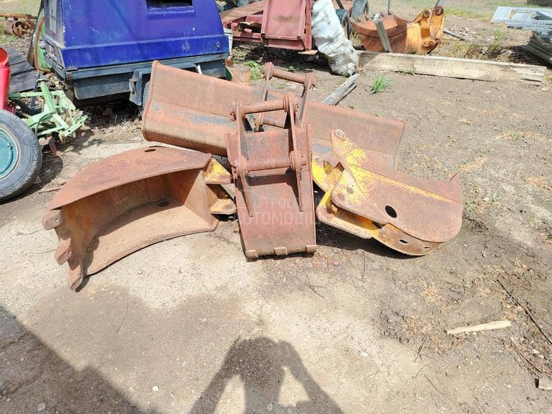 JCB Kasike čekić vile