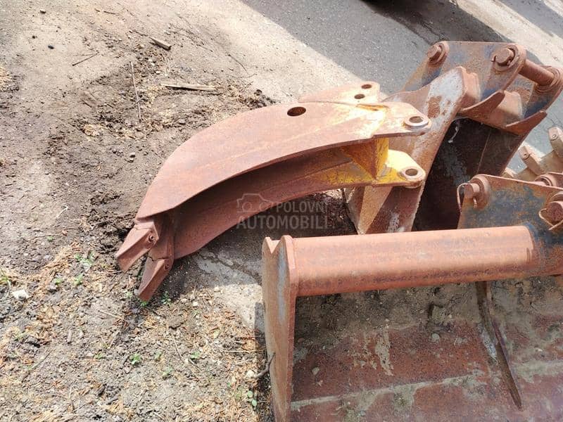 JCB Kasike čekić vile