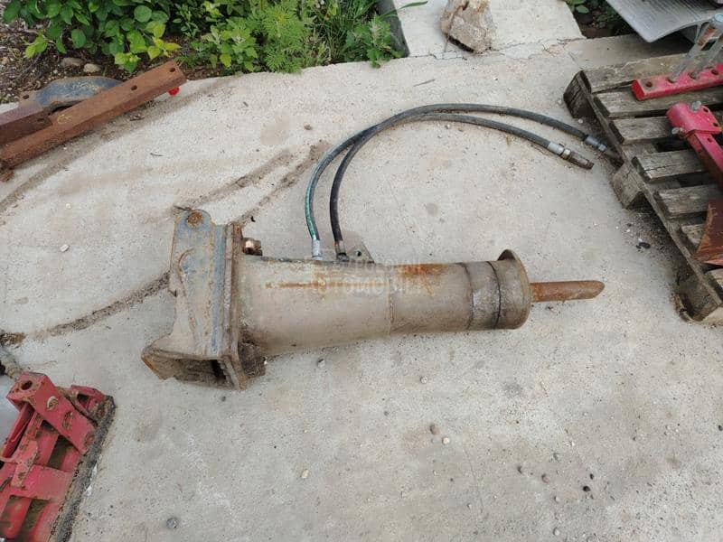 JCB Kasike čekić vile