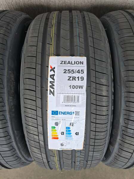 Zmax 255/45 R19 Letnja