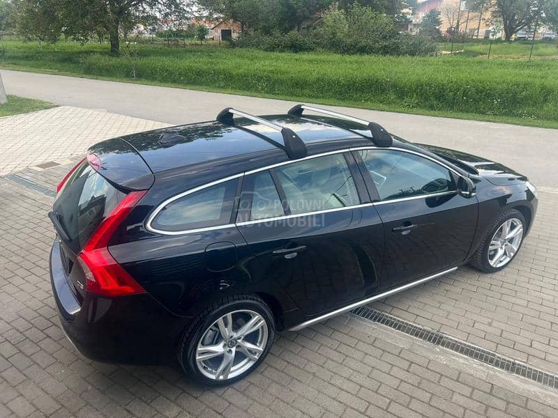 Volvo V60 Cross Country 2.4/UNI KAT/T O P