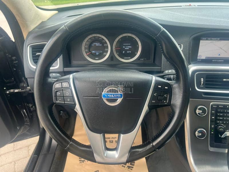Volvo V60 Cross Country 2.4/UNI KAT/T O P