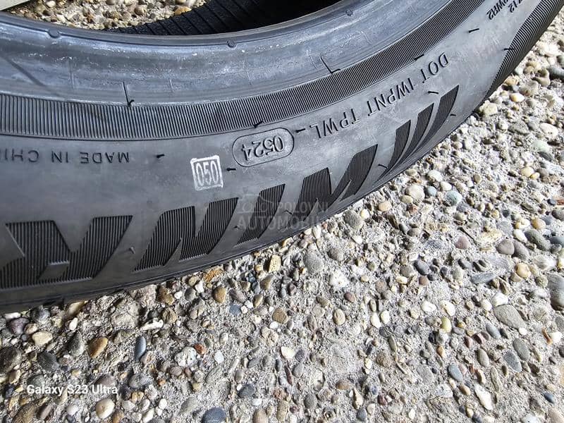 Windforce 215/55 R17 Letnja