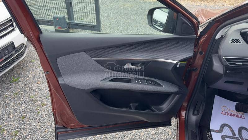 Peugeot 3008 1.5 HDI