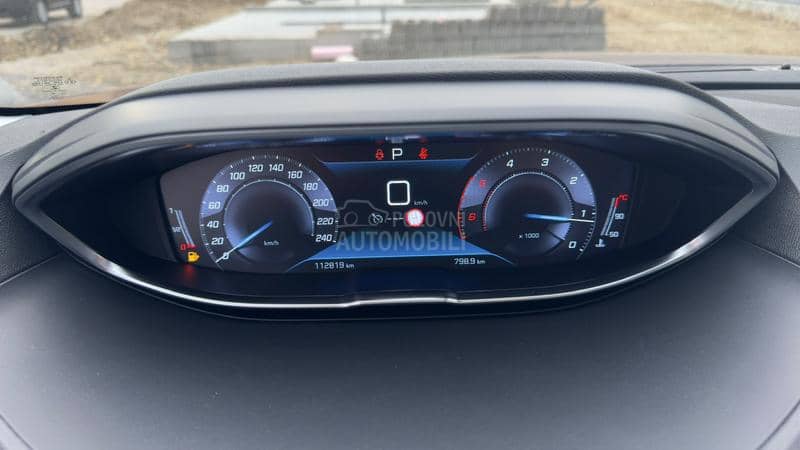 Peugeot 3008 1.5 HDI