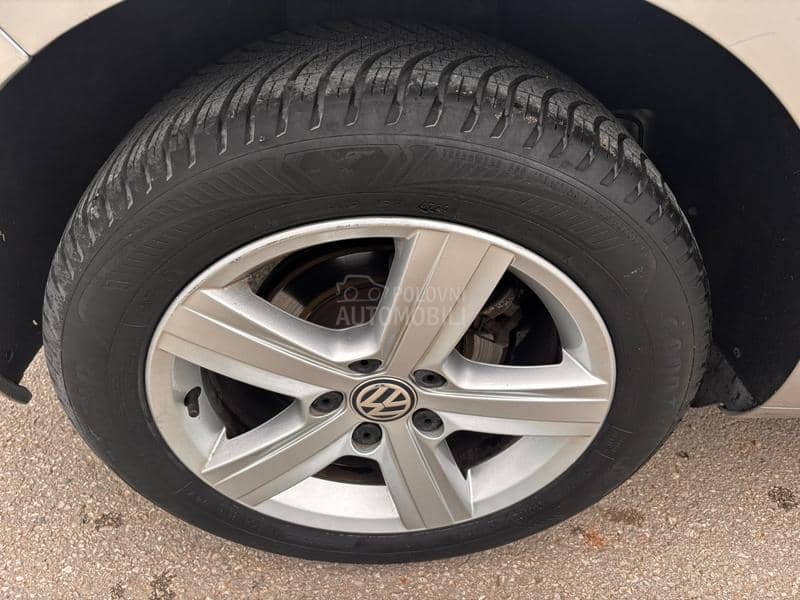 Volkswagen Golf 7 1.6 tdi Higline