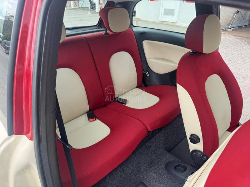 Lancia Ypsilon CH