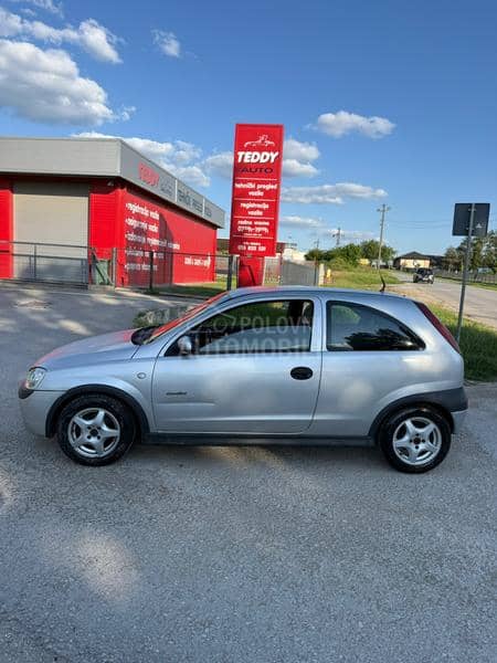 Opel Corsa C 1.2 KLlMA