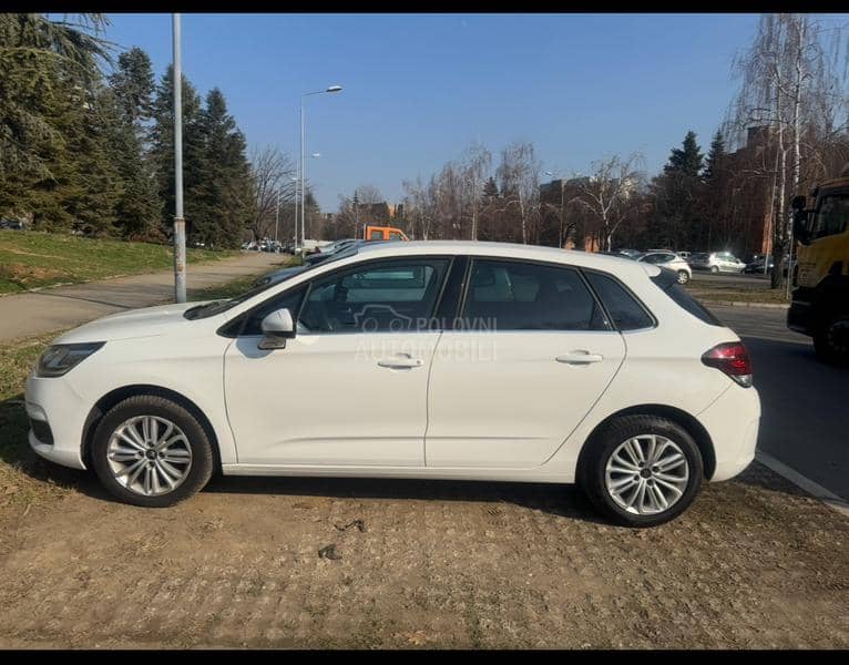Citroen C4 
