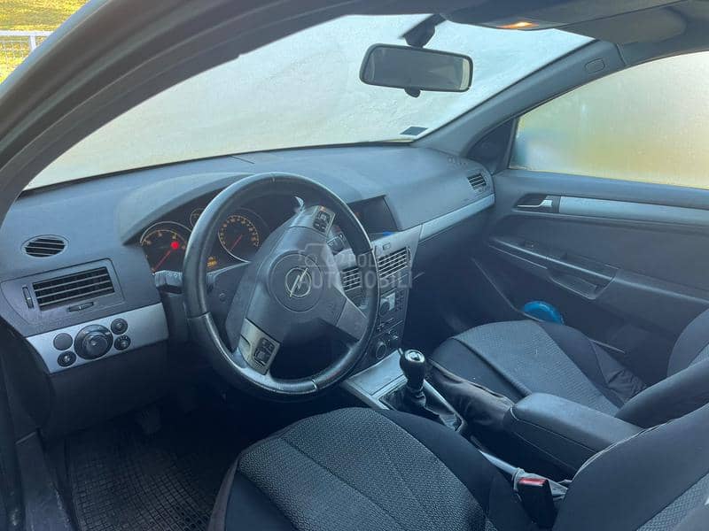 Opel Astra H cdti