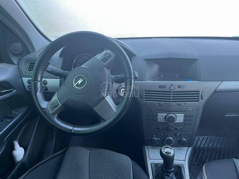 Opel Astra H cdti