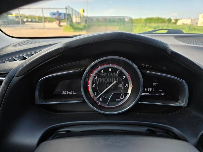 Mazda 3 2.0