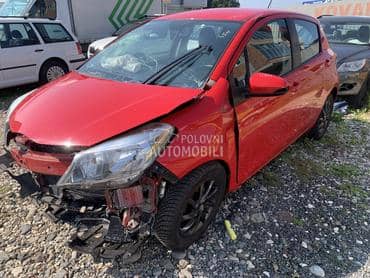 Toyota Yaris 2012 -  kompletan auto u delovima