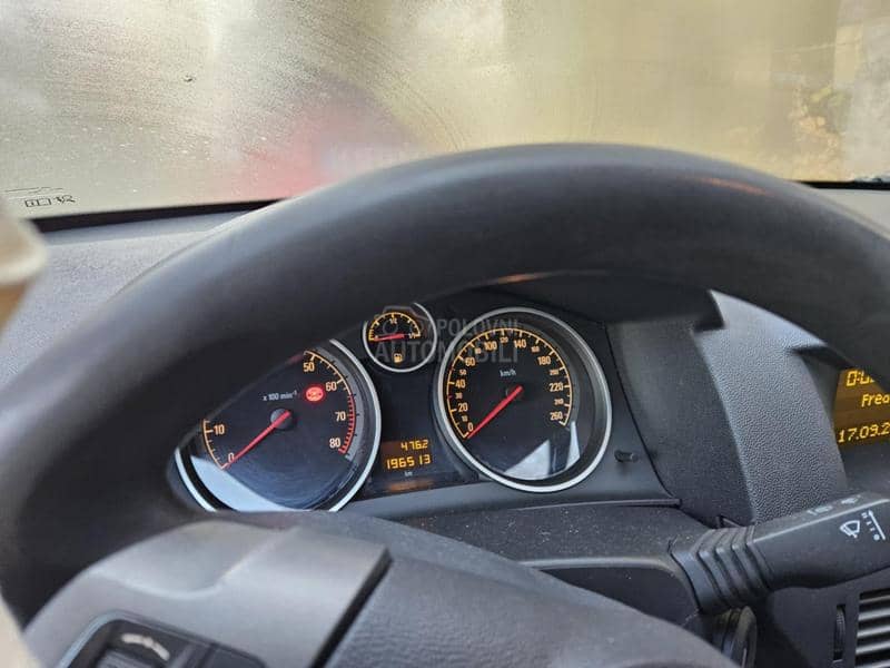 Opel Astra H 