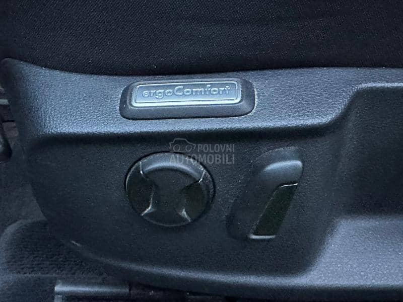 Volkswagen Passat B8 1.6 TDI/DSG/LED