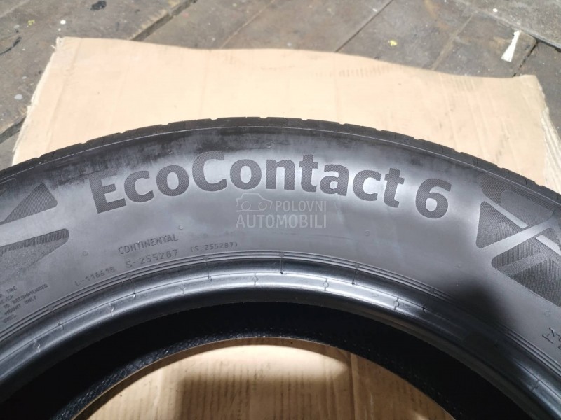 Continental 215/65 R17 Letnja