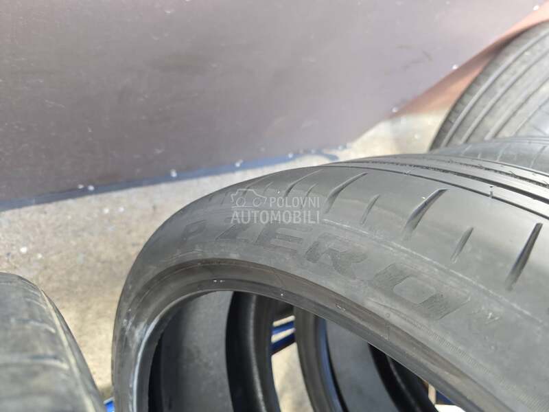 Pirelli 265/35 R22 Letnja