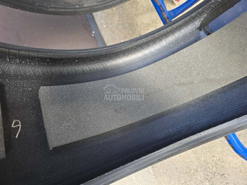 Pirelli 265/35 R22 Letnja