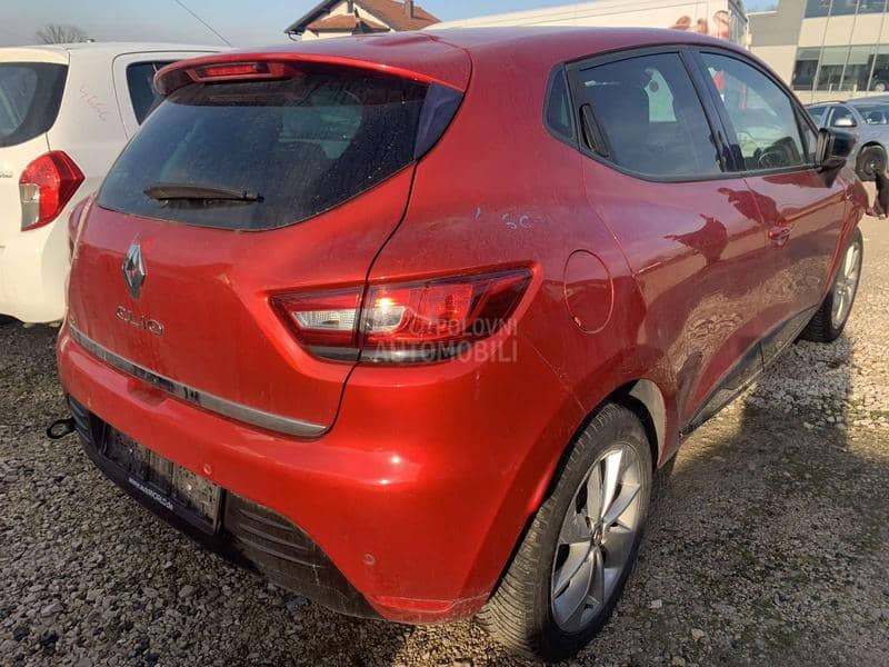 Renault Clio 2017 -  kompletan auto u delovima