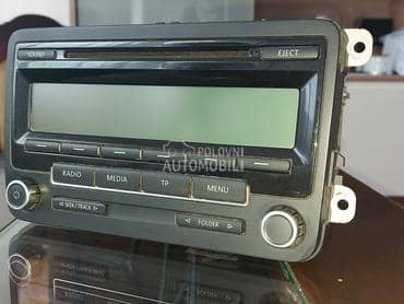 HITNO...radio CD sa kodom, za Volkswagen Golf 6