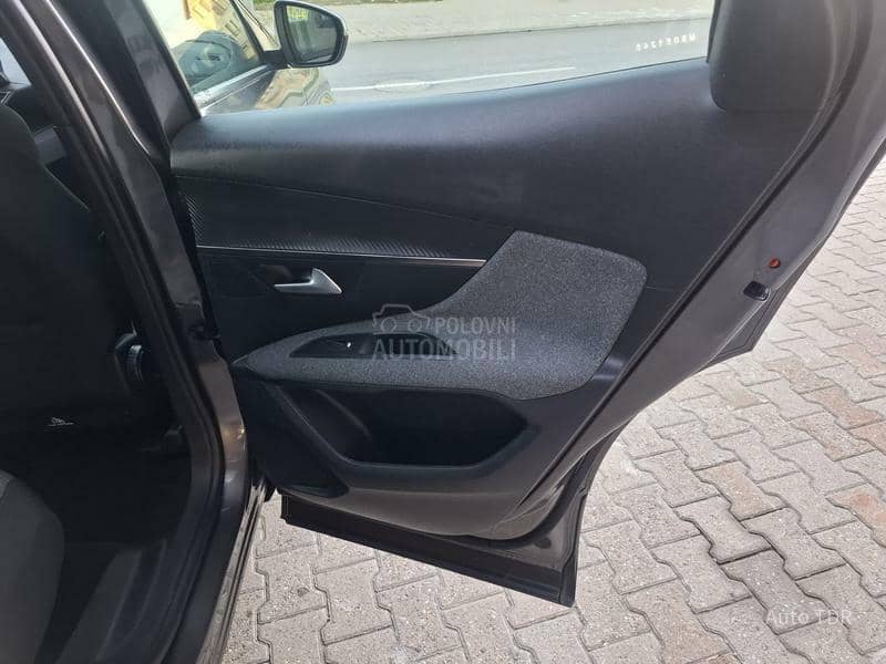 Peugeot 3008 1.5 HDI NOV NOV