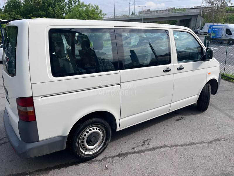 Volkswagen Transporter T5 1.9 TDI