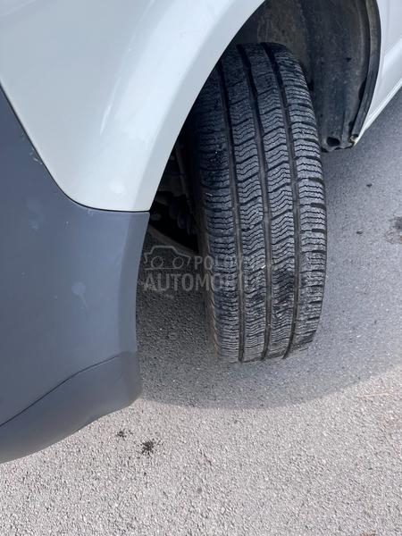 Volkswagen Transporter T5 1.9 TDI