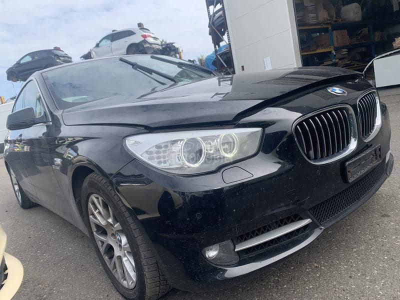 BMW Serija 5 GT 2011 -  kompletan auto u delovima