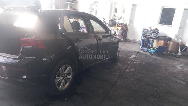 Volkswagen Golf 8 2023 -  kompletan auto u delovima
