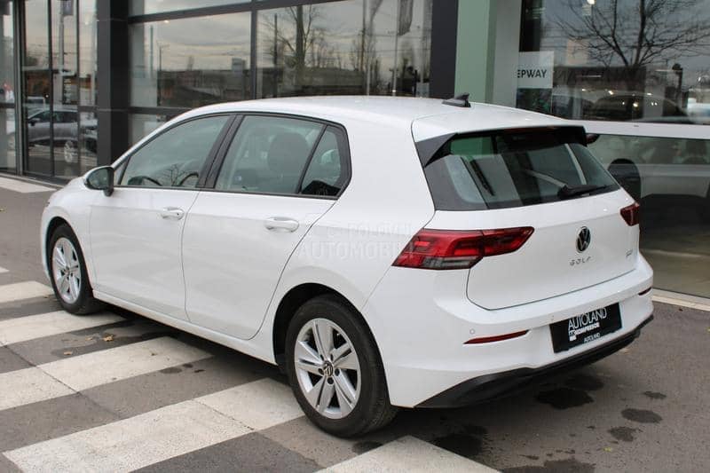 Volkswagen Golf 8 1.0 TSI Life