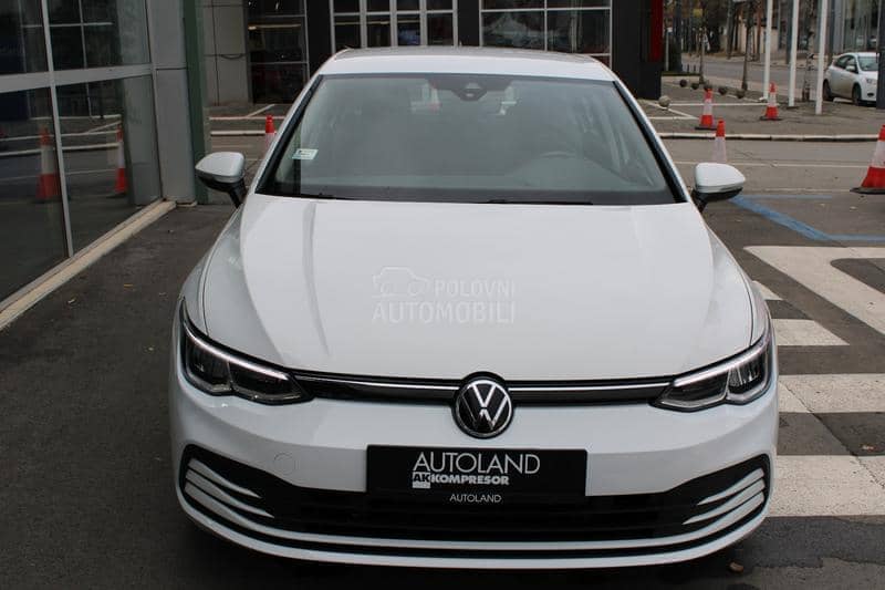 Volkswagen Golf 8 1.0 TSI Life