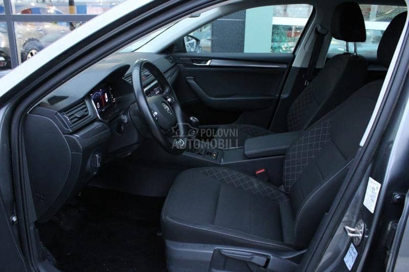 Škoda Superb 1.5 TSI Active