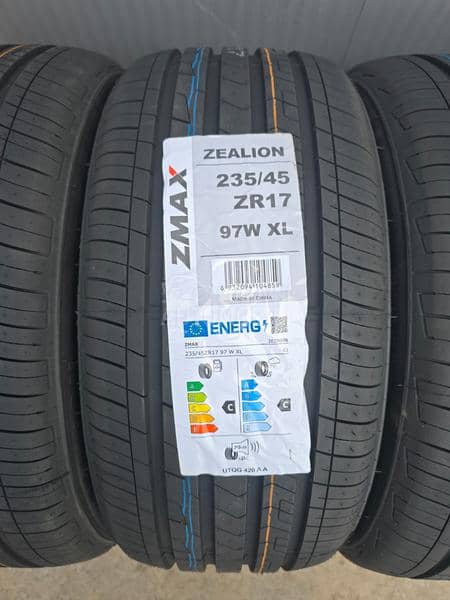 Zmax 235/45 R17 Letnja