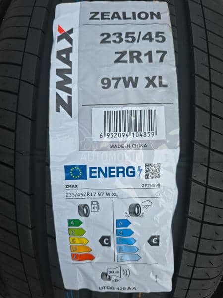 Zmax 235/45 R17 Letnja