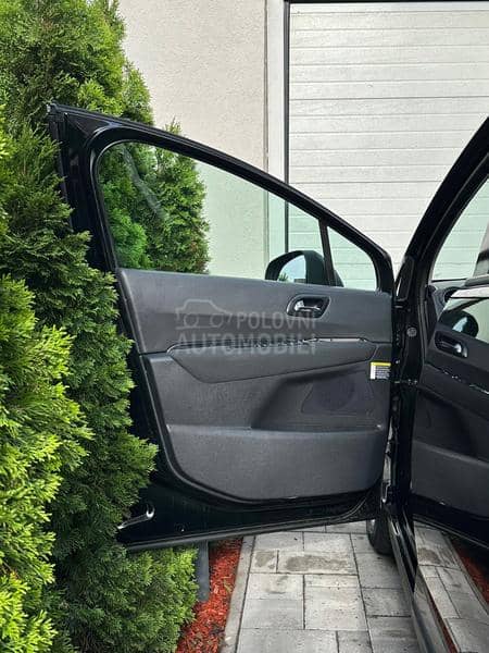 Peugeot 3008 1.6HDI/AUTO.MATIK