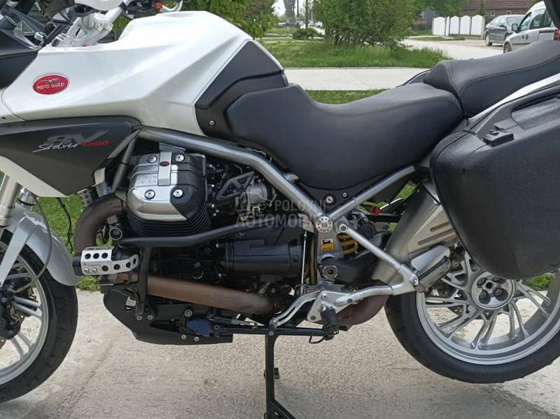Moto Guzzi 1200 Stelvio 8V uvoz CH
