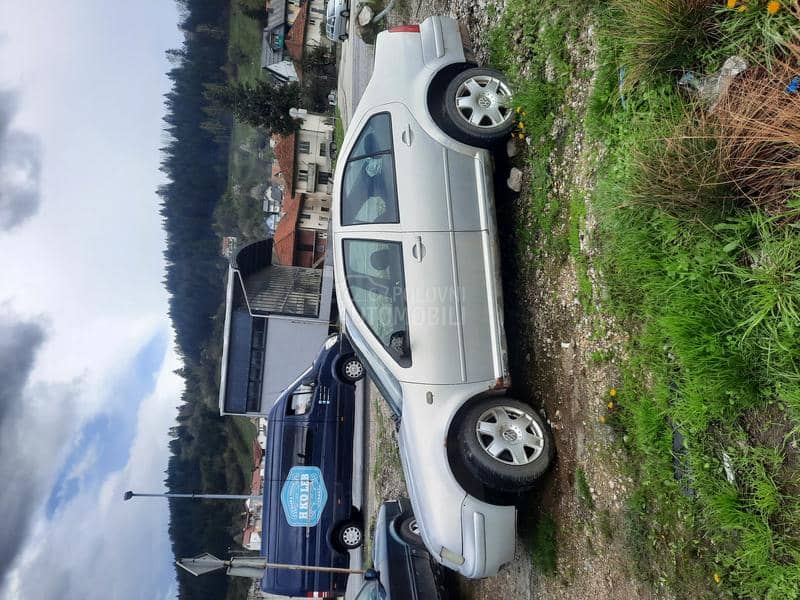 Volkswagen Bora V5