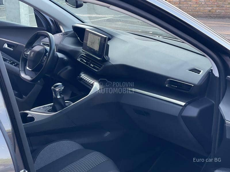 Peugeot 3008 L.E.D V I R T U A L