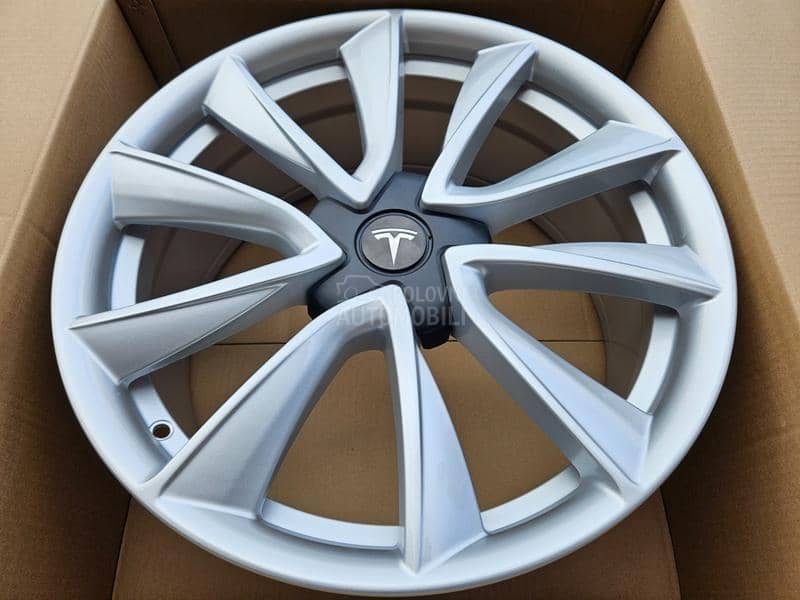 Aluminijumske felne  19" 5 x 114.3