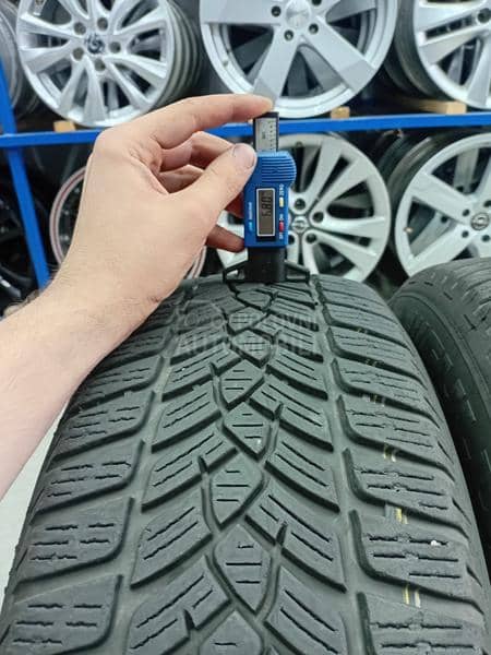 Fulda 205/60 R16 Zimska