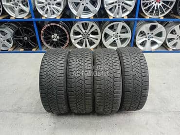 Pirelli 215/55 R17 Zimska