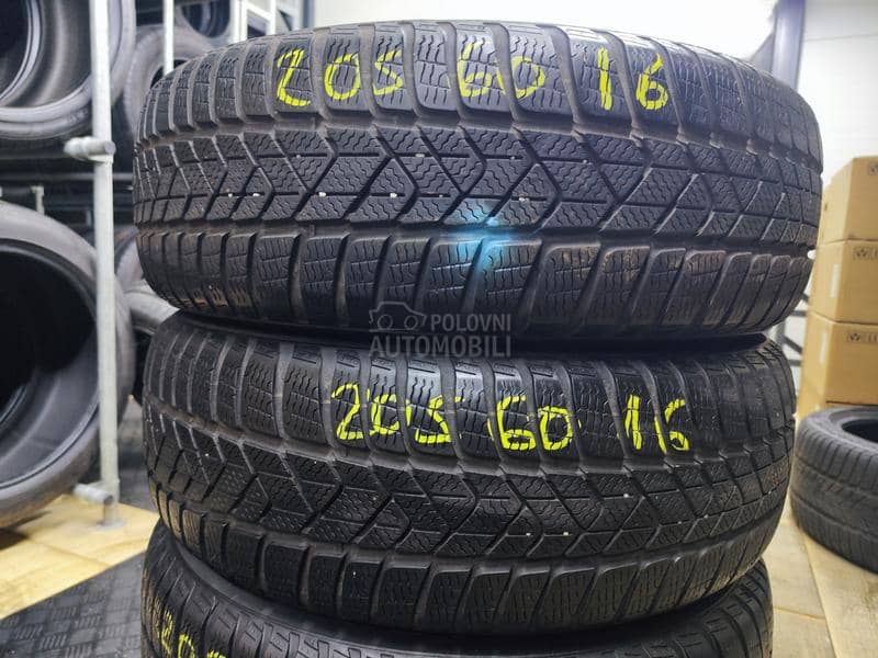 Pirelli 205/60 R16 Zimska