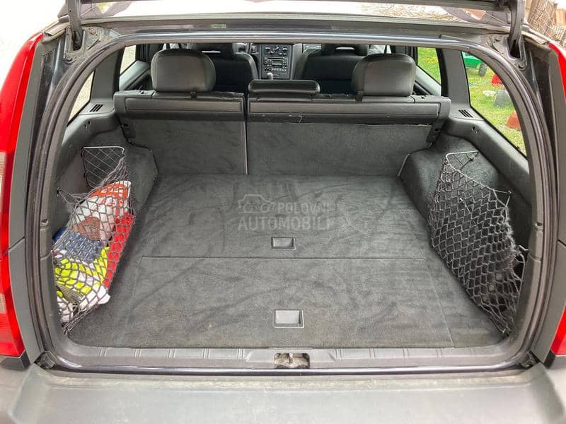 Volvo XC70 Cross Country
