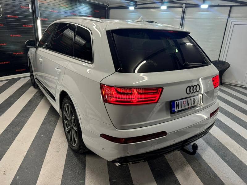 Audi Q7 3.0tdi Sline matrix