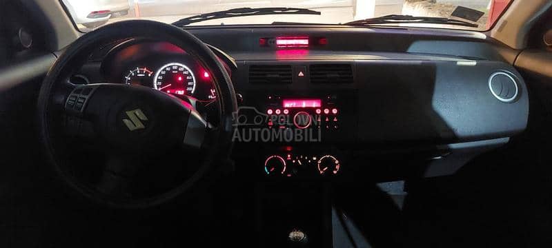 Suzuki Swift 1.3 tng