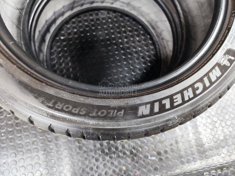 Michelin 235/45 R19 Letnja