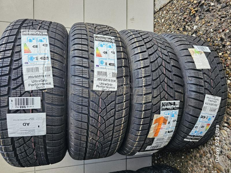 Goodyear 205/55 R16 Zimska
