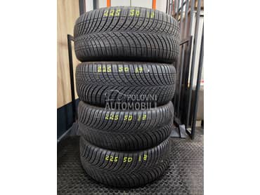 Goodyear 225/50 R18 Zimska