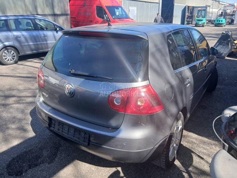 Volkswagen Golf 5 2007 -  kompletan auto u delovima