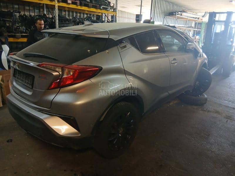 Toyota C-HR 2016 -  kompletan auto u delovima